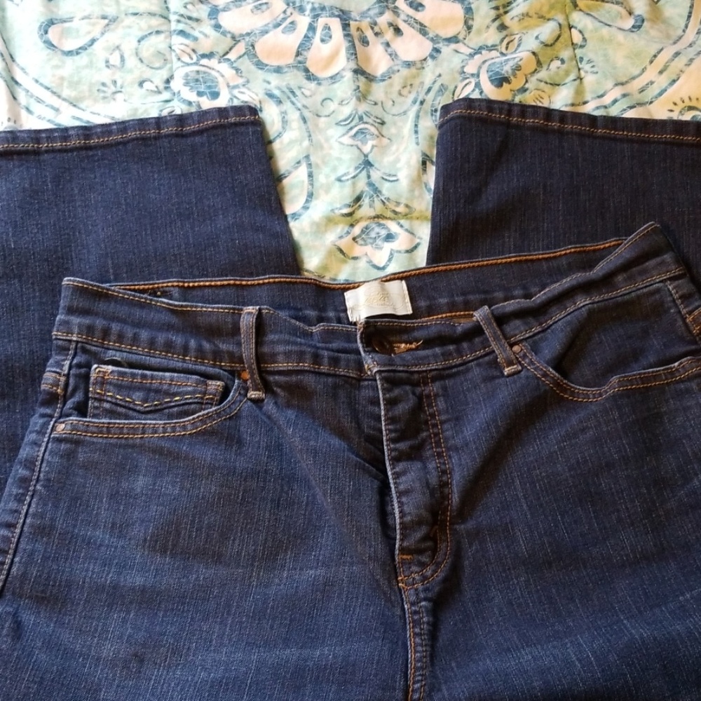 Levi's Capris - image 2